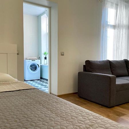 Spacious Holiday Apartment With Wifi And Parking بارنو المظهر الخارجي الصورة